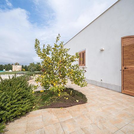 Private Pool & Parking Donna Lina Villa Conversano Exterior foto